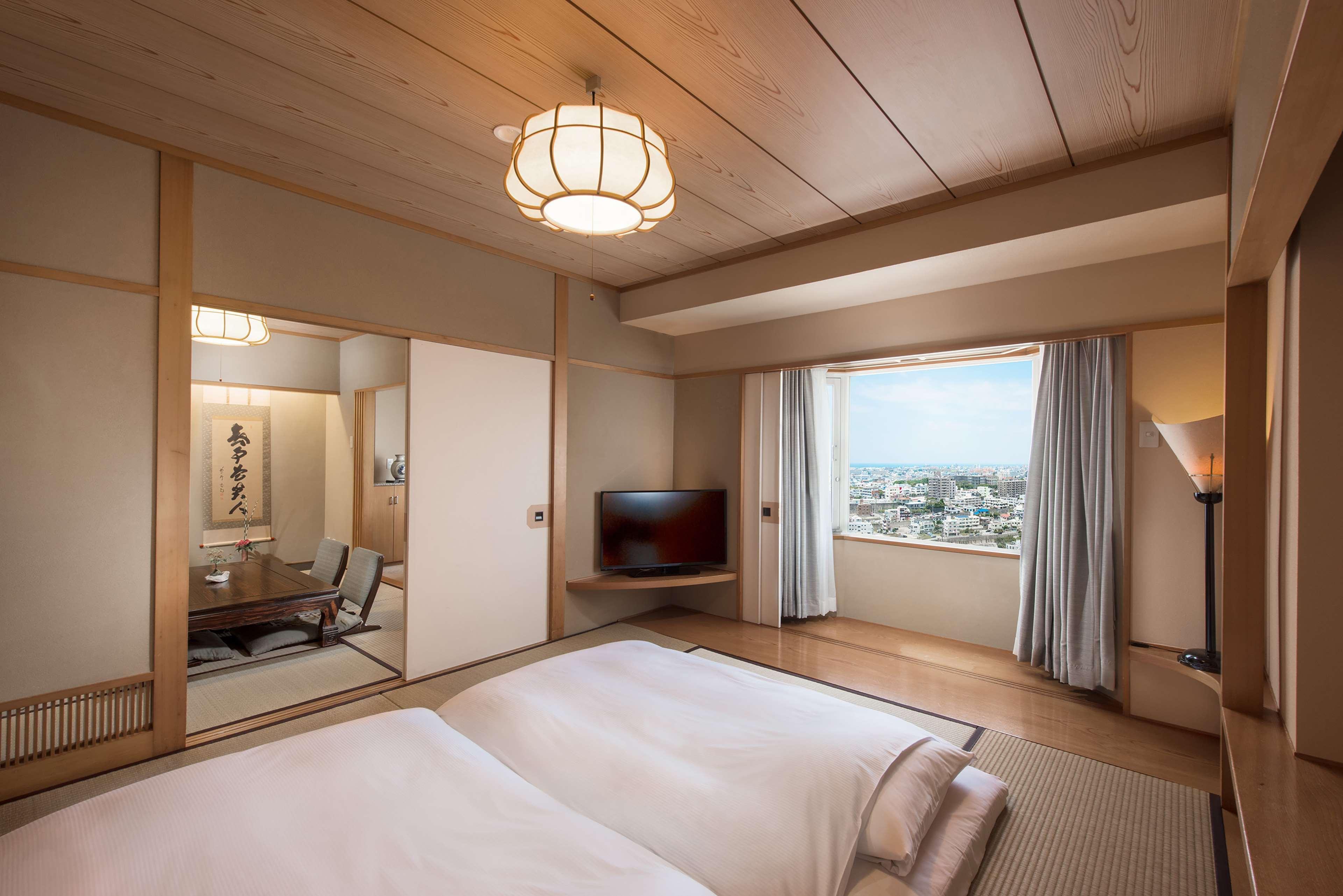 Doubletree By Hilton Naha Shuri Castle Buitenkant foto