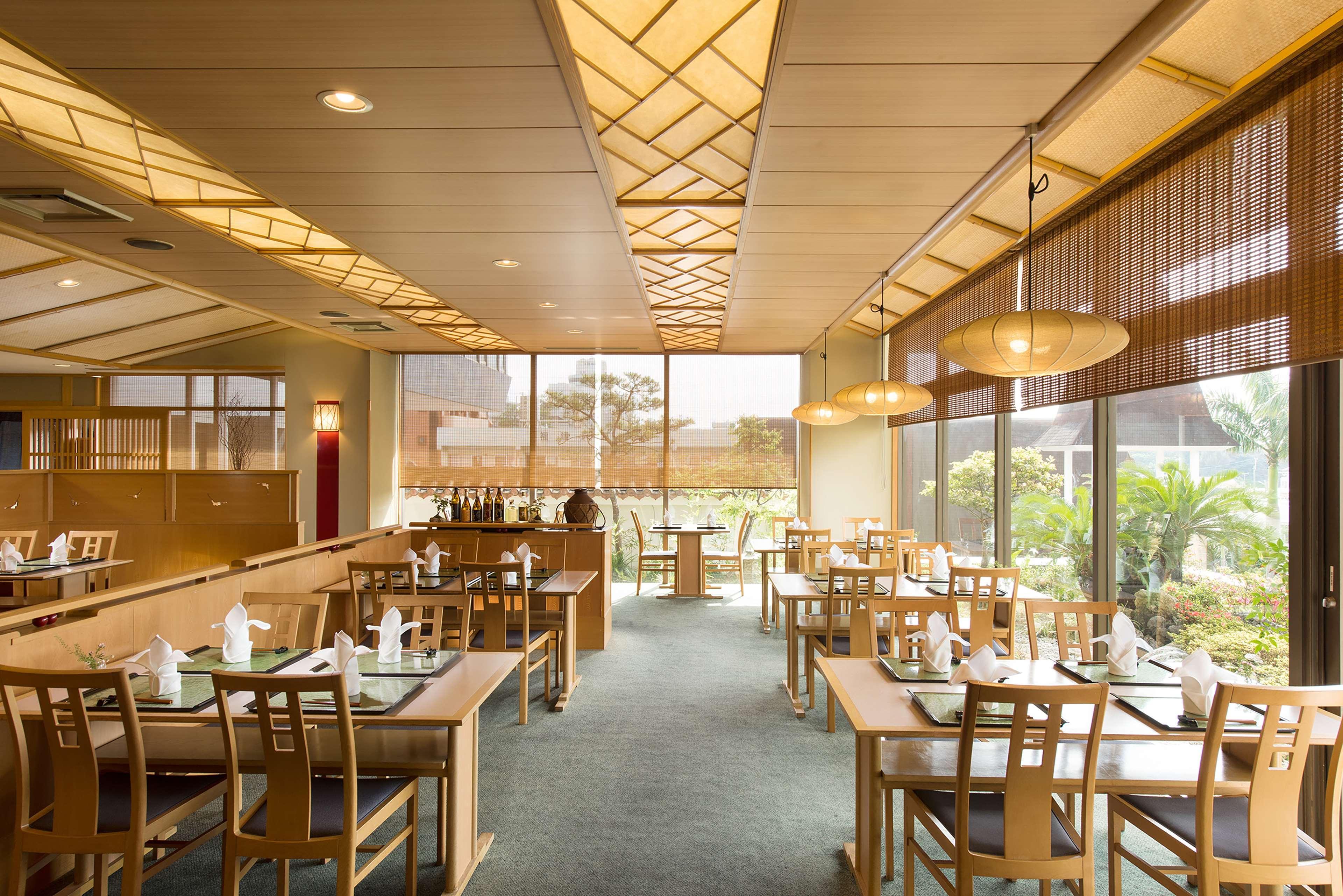 Doubletree By Hilton Naha Shuri Castle Buitenkant foto