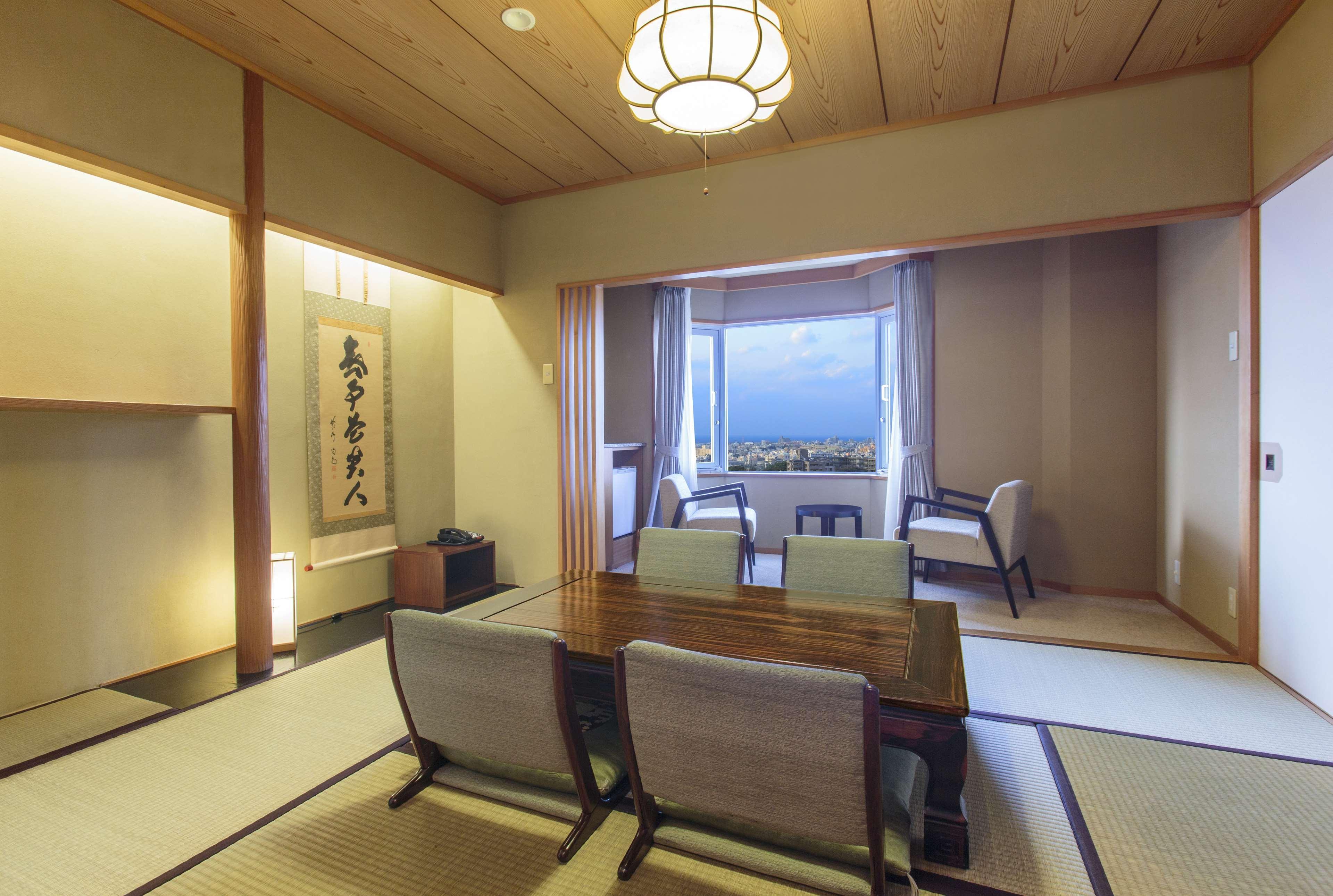 Doubletree By Hilton Naha Shuri Castle Buitenkant foto
