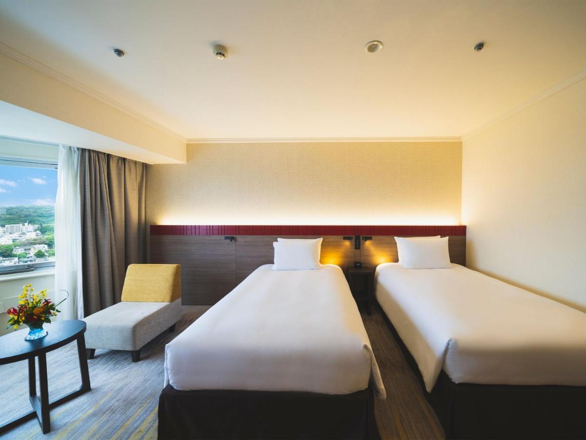 Doubletree By Hilton Naha Shuri Castle Buitenkant foto